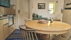 red maisonette Traditional Loukoulos Samos Kampos Marathokampos House Votsalakia Hotel Summer Accommodation samos Airbnb Booking