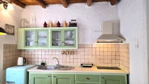 Green maisonette Traditional Loukoulos Samos Kampos Marathokampos House Votsalakia Hotel Summer Accommodation samos Airbnb Booking